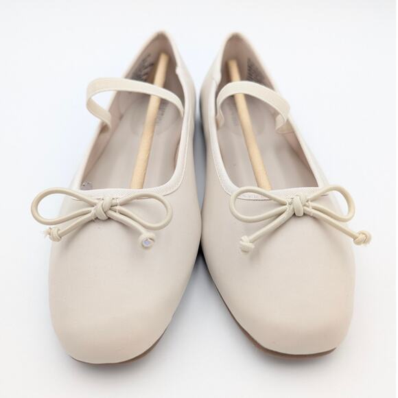 Reaction Kenneth Cole Melrose Ballet Flat Round Toe Women's Ivory Size US8 EU39 - Picture 2 of 12